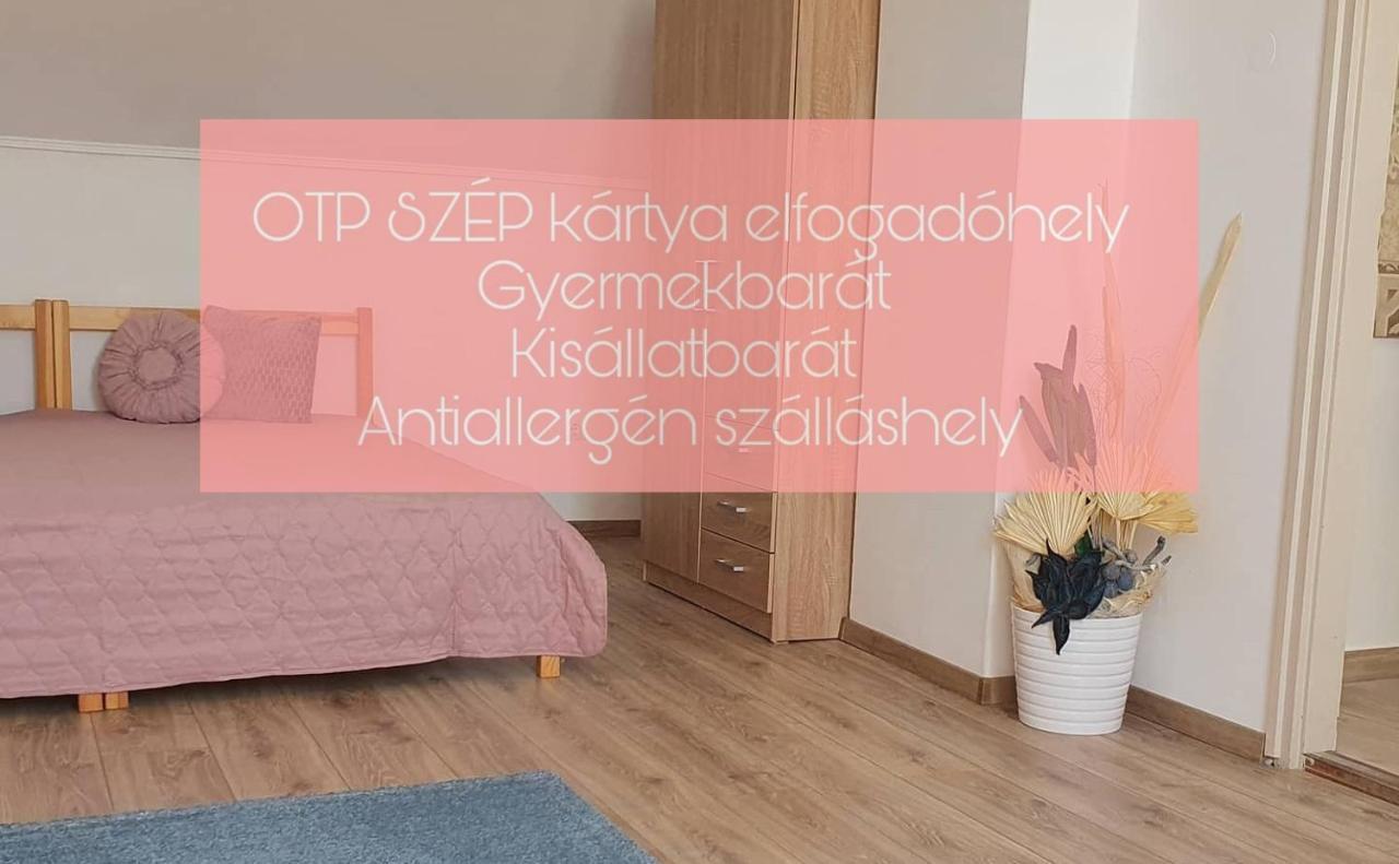 Pinkoczi Apartmanhaz Apartment Balatonalmadi Ngoại thất bức ảnh